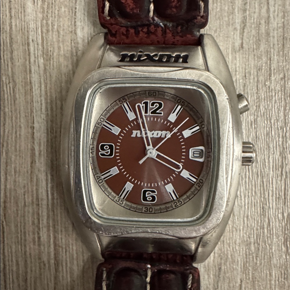 Nixon Powerslave watch  with leather bracelet